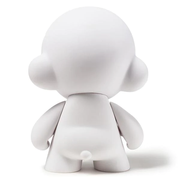 7" MUNNYWORLD MUNNY (NEW PACKAGING/NO MARKERS)